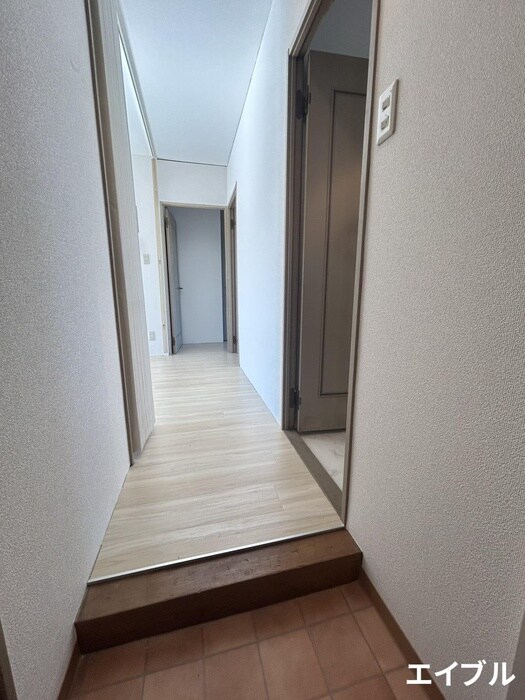 物件内観写真21　(玄関)