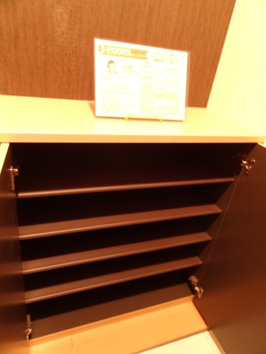 物件内観写真14　(洗濯機置場)