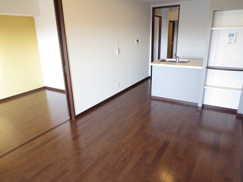 物件内観写真7　(居室)