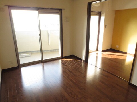 物件内観写真10　(居室)