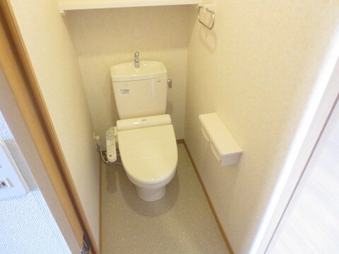 物件内観写真15　(トイレ)