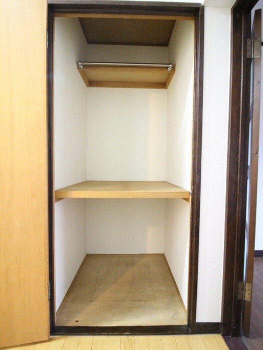 物件内観写真17　(収納)