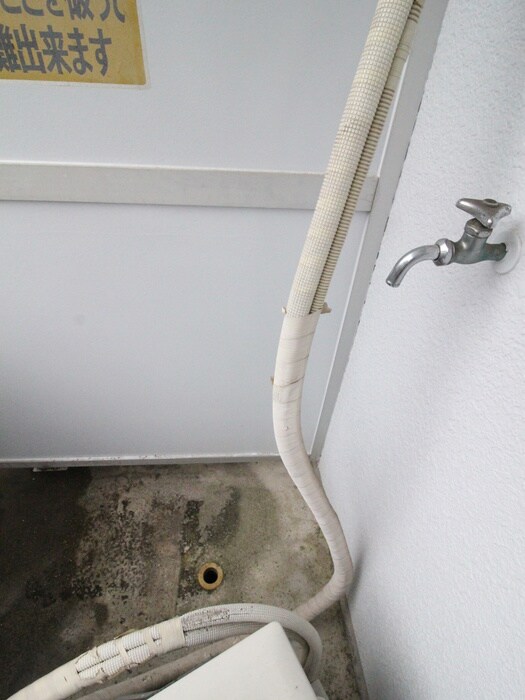 物件内観写真18　(洗濯機置場)