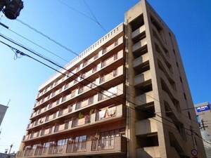 ファ－ストいずみビル外観写真