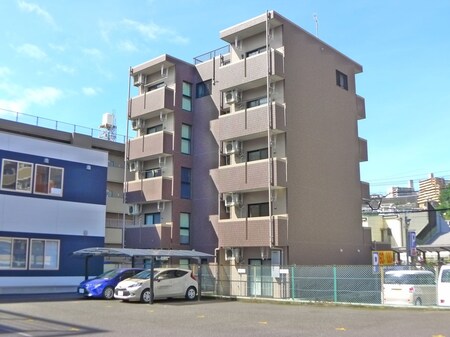 ルシエル鹿大前外観写真