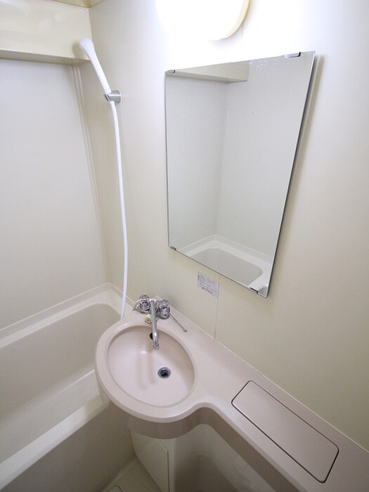 物件内観写真12　(洗面)