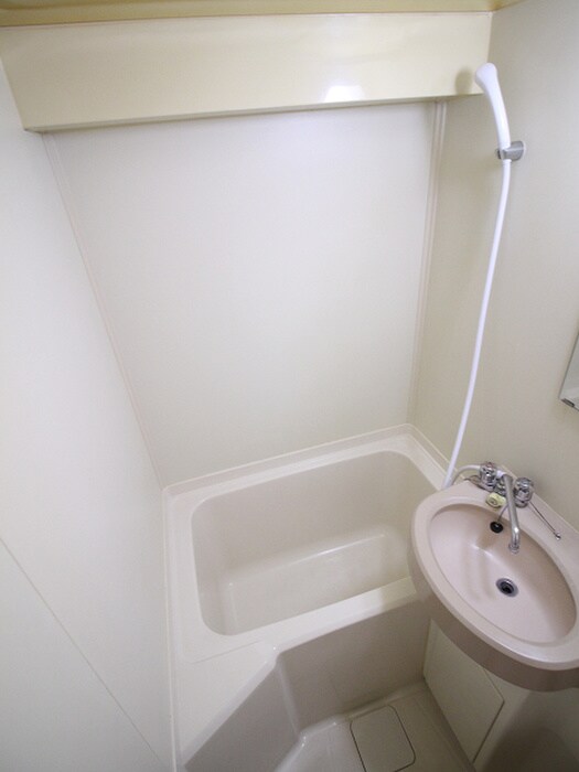 物件内観写真13　(バス／シャワールーム等)