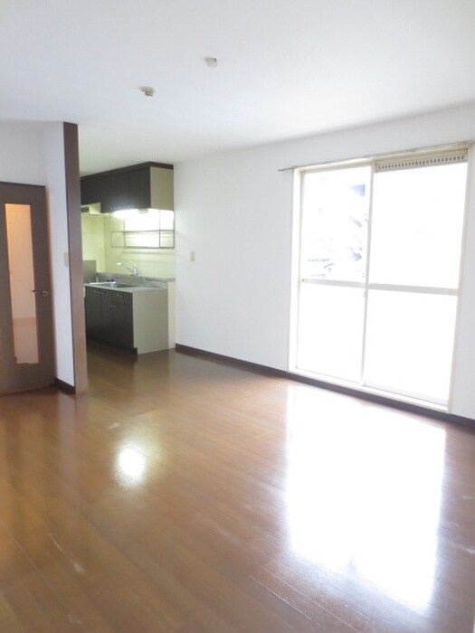 物件内観写真4　(居室)