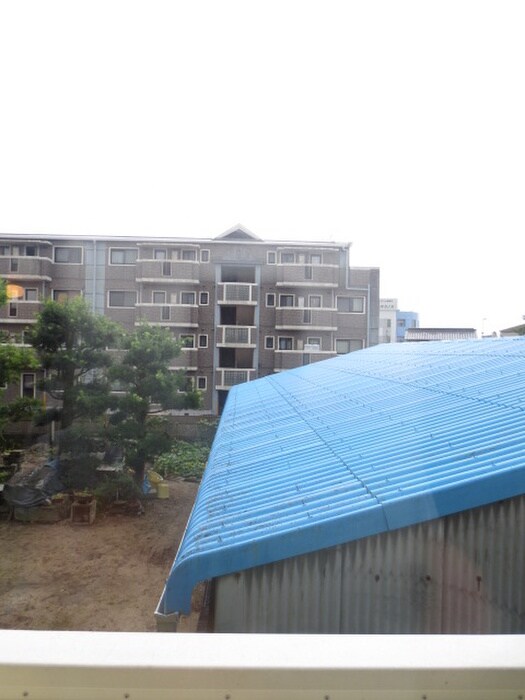 物件内観写真13　(室内からの展望)