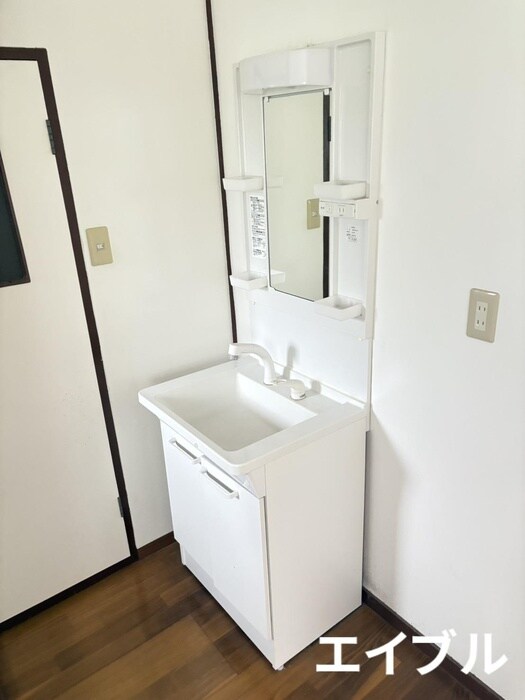 物件内観写真11　(洗面)