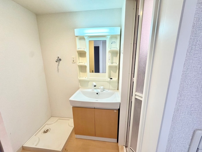 物件内観写真9　(洗面)