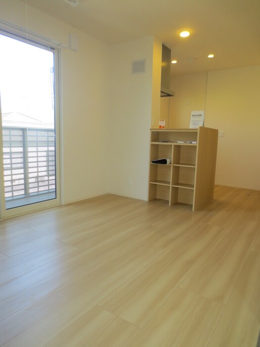 物件内観写真4　(居室)