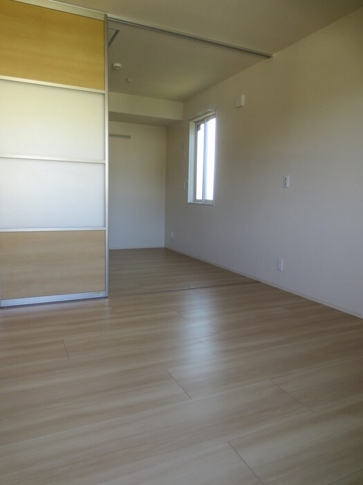 物件内観写真6　(居室)