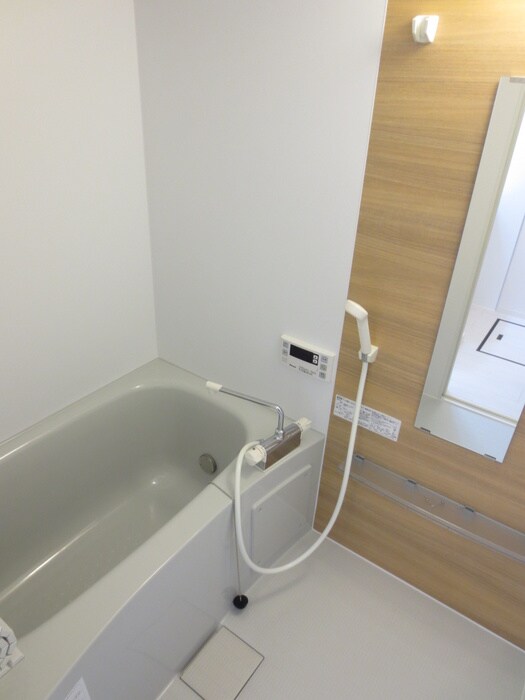 物件内観写真9　(バス／シャワールーム等)