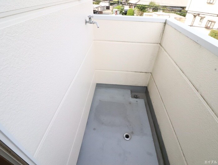 物件内観写真12　(洗濯機置場)