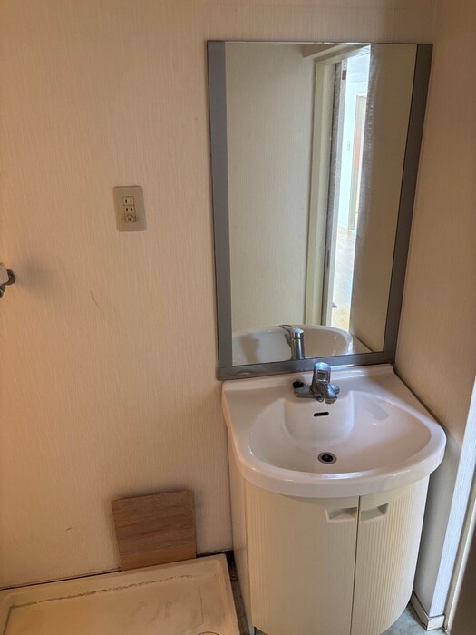 物件内観写真6　(洗面)