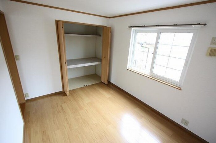 物件内観写真13　(収納)