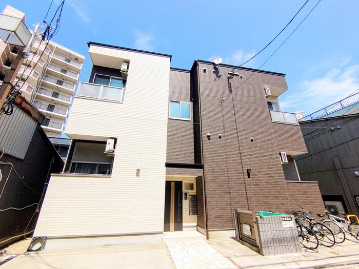 物件外観写真1　(外観写真)