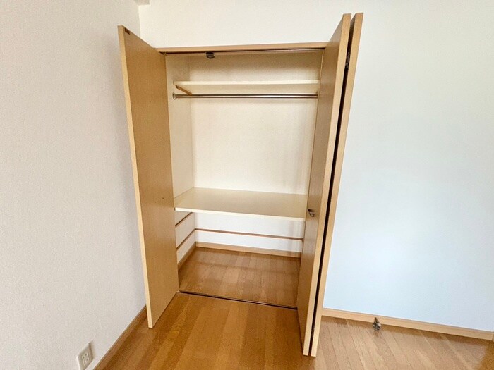 物件内観写真15　(収納)