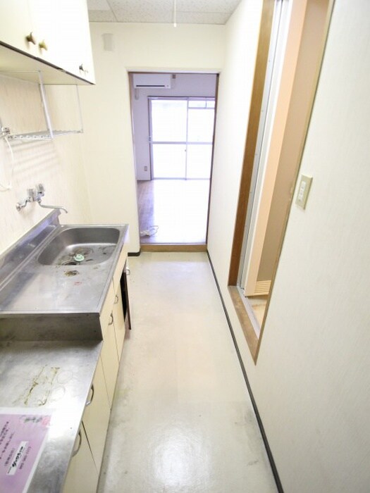 物件内観写真18　(廊下)