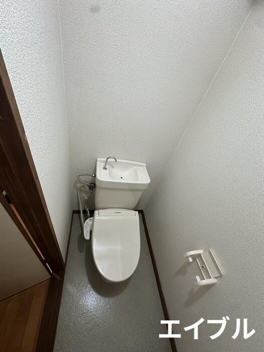 物件内観写真9　(トイレ)