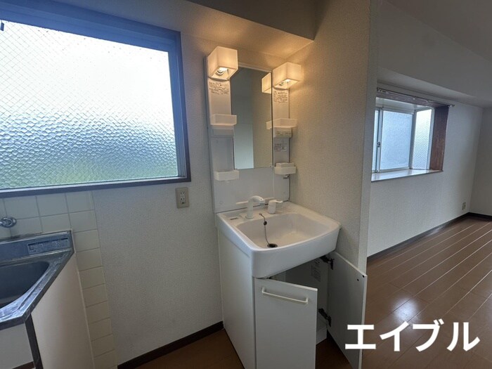物件内観写真10　(洗面)