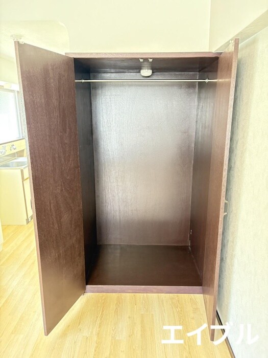 物件内観写真11　(収納)