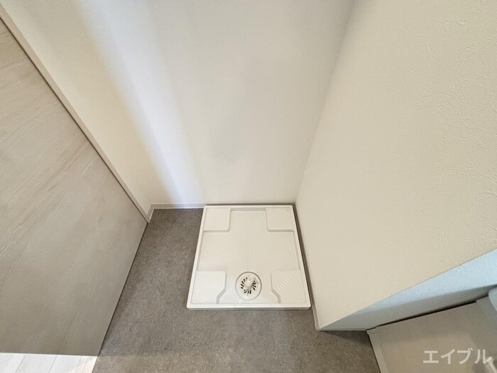 物件内観写真17　(洗濯機置場)