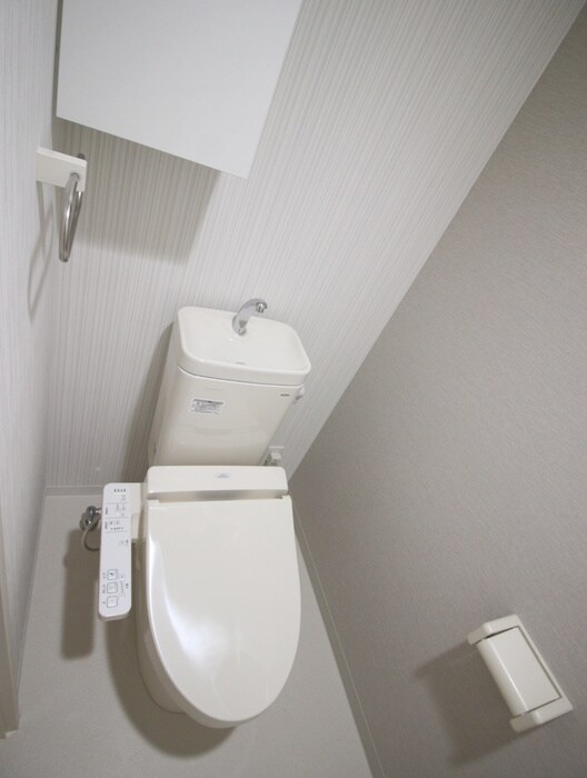 物件内観写真8　(トイレ)