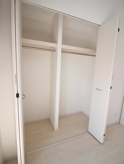 物件内観写真11　(収納)