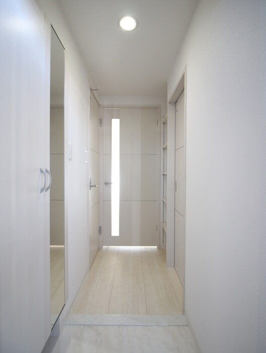 物件内観写真12　(廊下)