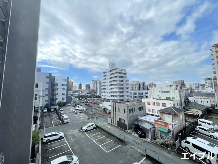 物件内観写真17　(室内からの展望)