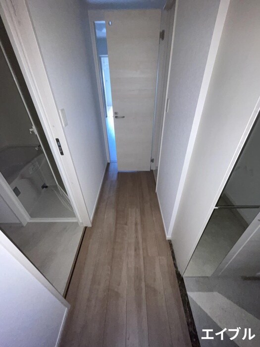 物件内観写真22　(廊下)