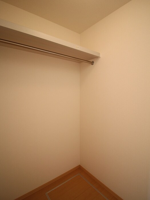 物件内観写真14　(収納)