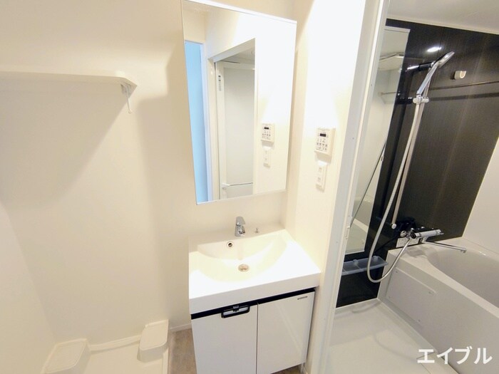 物件内観写真11　(洗面)