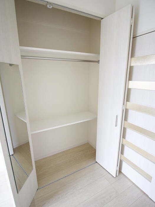 物件内観写真10　(収納)