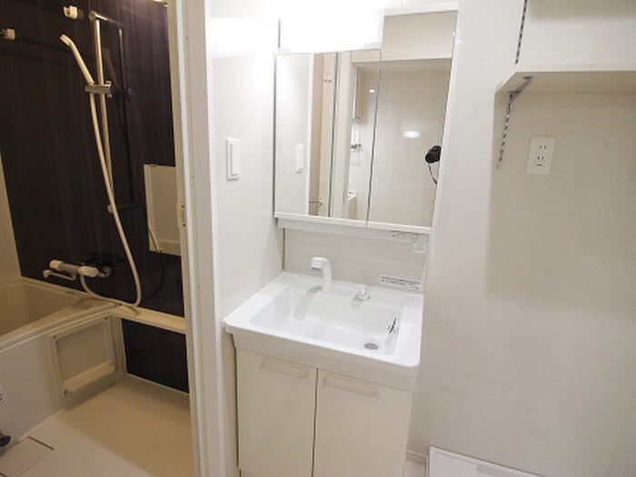 物件内観写真13　(洗面)