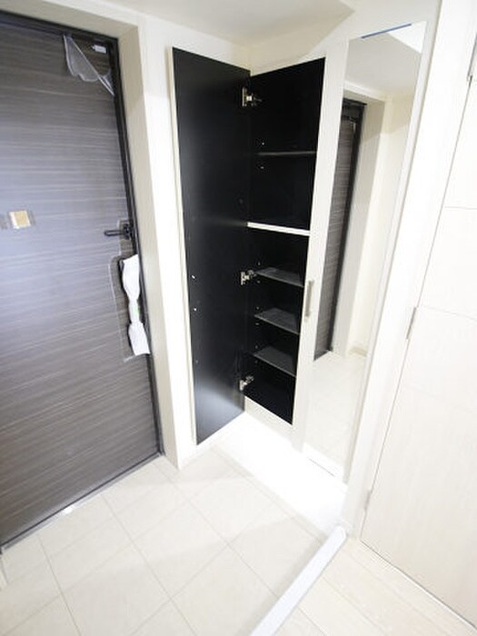 物件内観写真19　(靴箱)