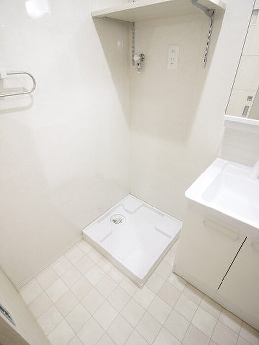 物件内観写真19　(洗濯機置場)