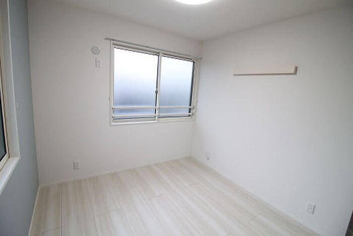 物件内観写真8　(内観写真)