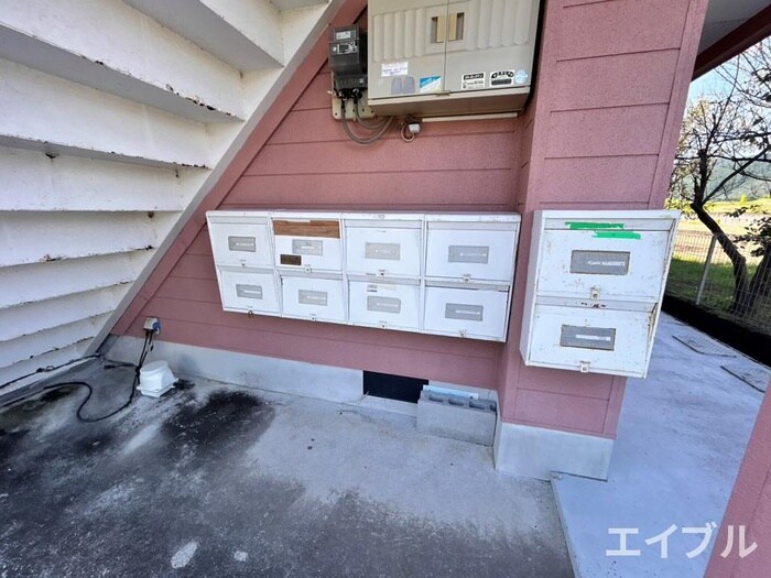 物件外観写真4　(建物設備)