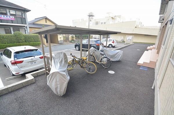 駐輪場