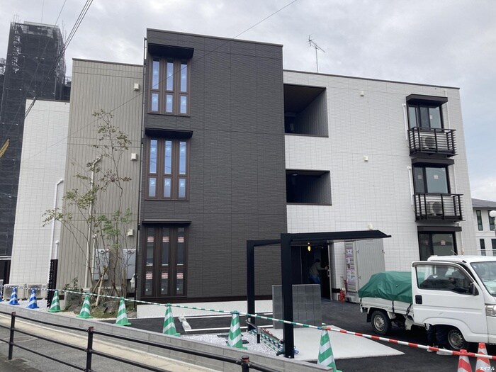 物件外観写真1　(外観写真)