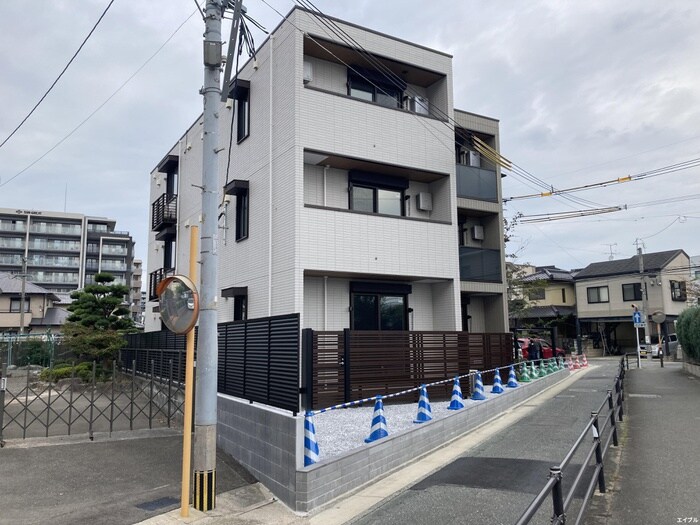 物件外観写真2　(外観写真)