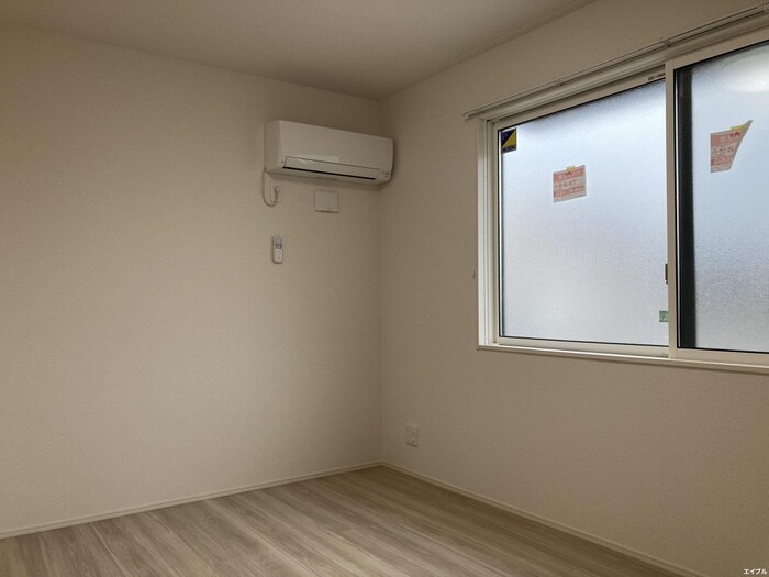 物件内観写真9　(居室)