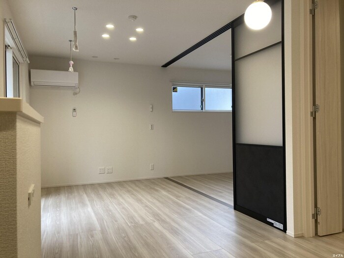 物件内観写真11　(居室)