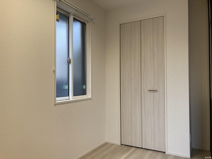 物件内観写真11　(居室)