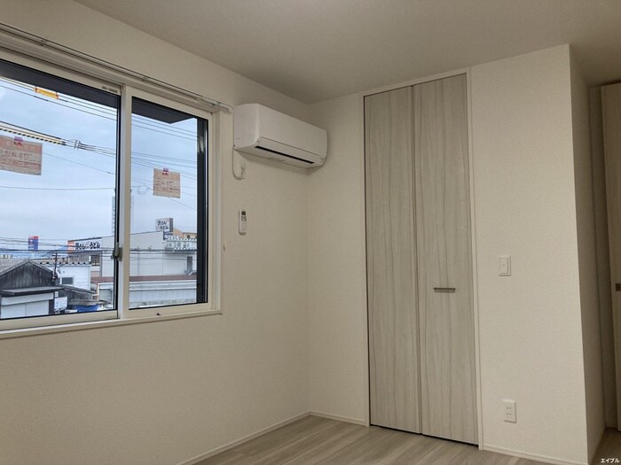 物件内観写真11　(居室)