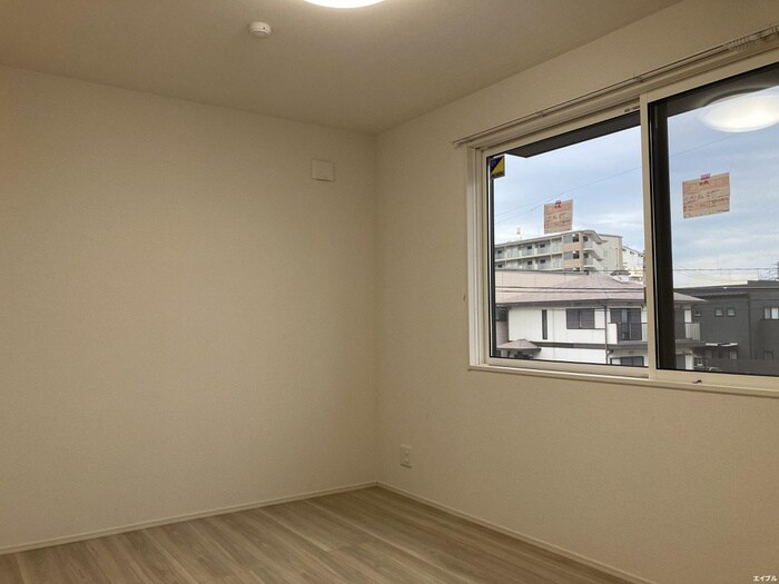 物件内観写真11　(居室)