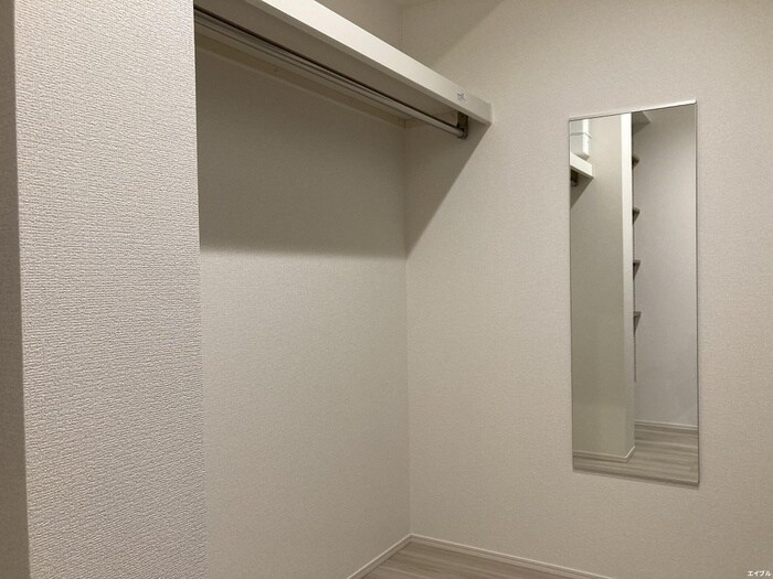 物件内観写真13　(収納)